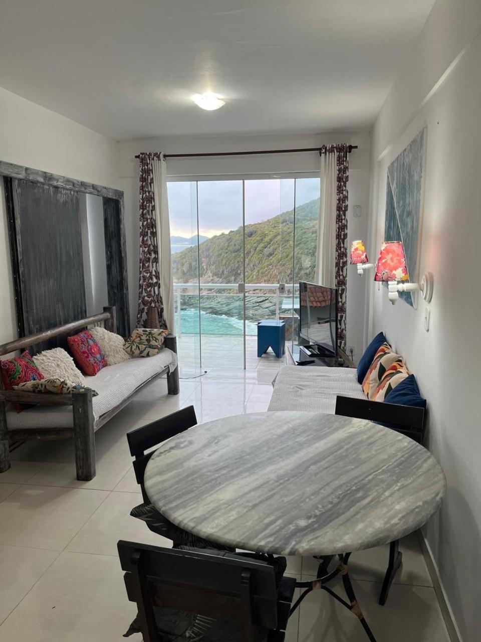 Vi84 Ape Com 02 Quartos E Vista Ao Mar Em * Búzios