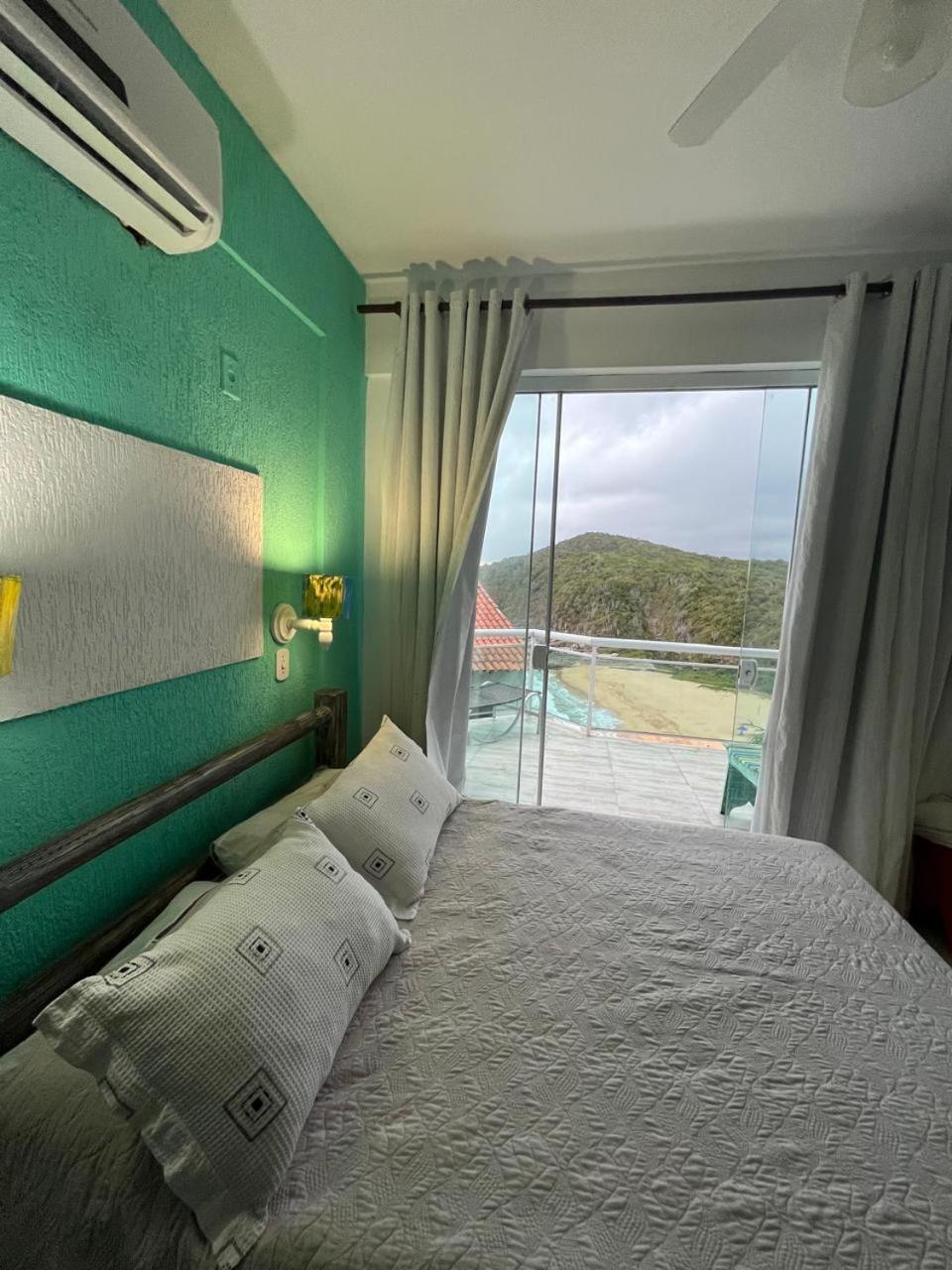 Apartamento Vi84 Ape Com 02 Quartos E Vista Ao Mar Em Búzios