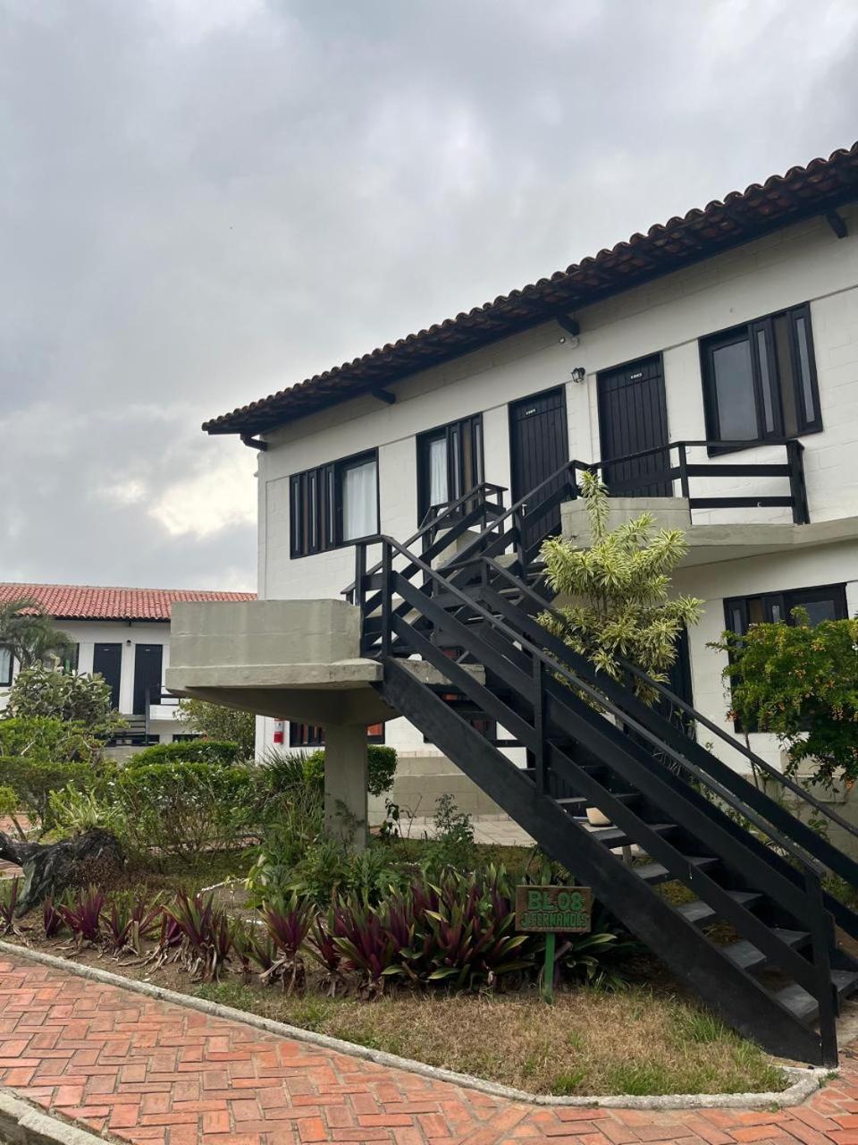 Vi84 Ape Com 02 Quartos E Vista Ao Mar Em * Búzios